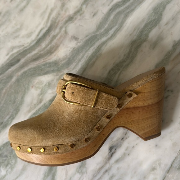 Brand new Veronica beard tan suede and wood clogs - Picture 1 of 6